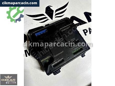 Renault Megane UCH Beyni çıkma parça