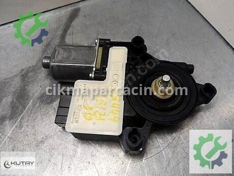 Volkswagen Polo Cam Motoru çıkma parça