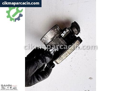 Ford Fiesta Gaz Kelebeği 2S6U9E926BB çıkma parça