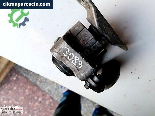 Ford Mondeo Motor Takozu 2S718F012 çıkma parça