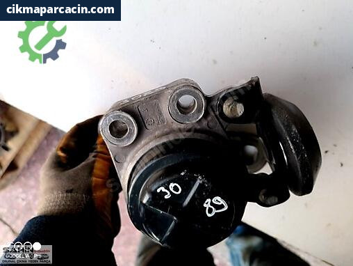 Ford Mondeo Motor Takozu 2S718F012 çıkma parça