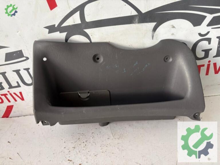 Ford Focus Torpido çıkma parça