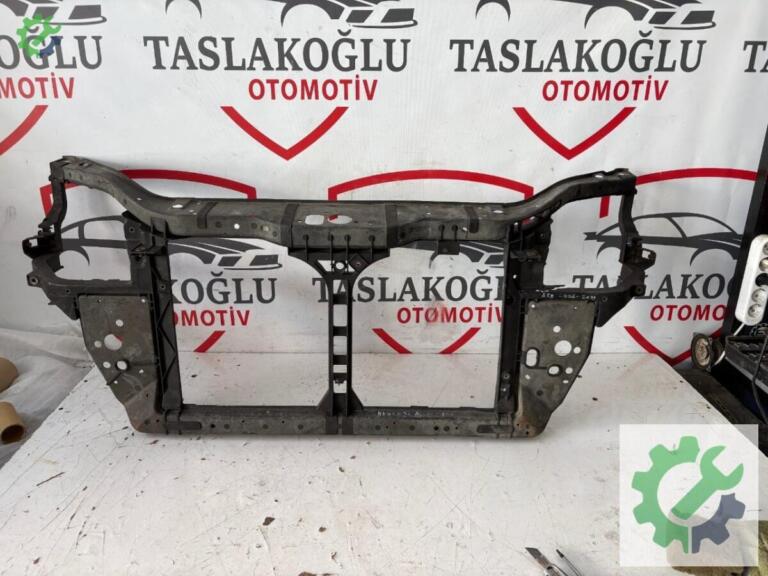 Hyundai Accent Ön Panel çıkma parça