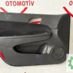 HYUNDAİ İ30 SOL ÖN KAPI DÖŞEMESİ