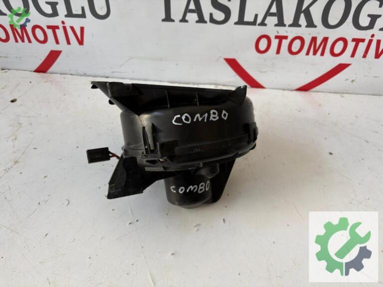 Opel Combo Kalorifer Motoru çıkma parça