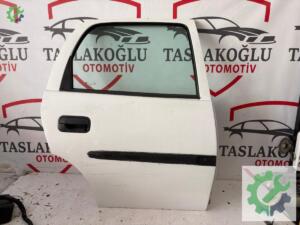 OPEL CORSA B SAĞ ARKA KAPI