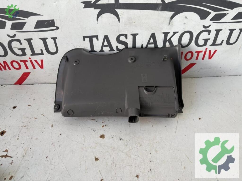 Ford Focus Torpido çıkma parça