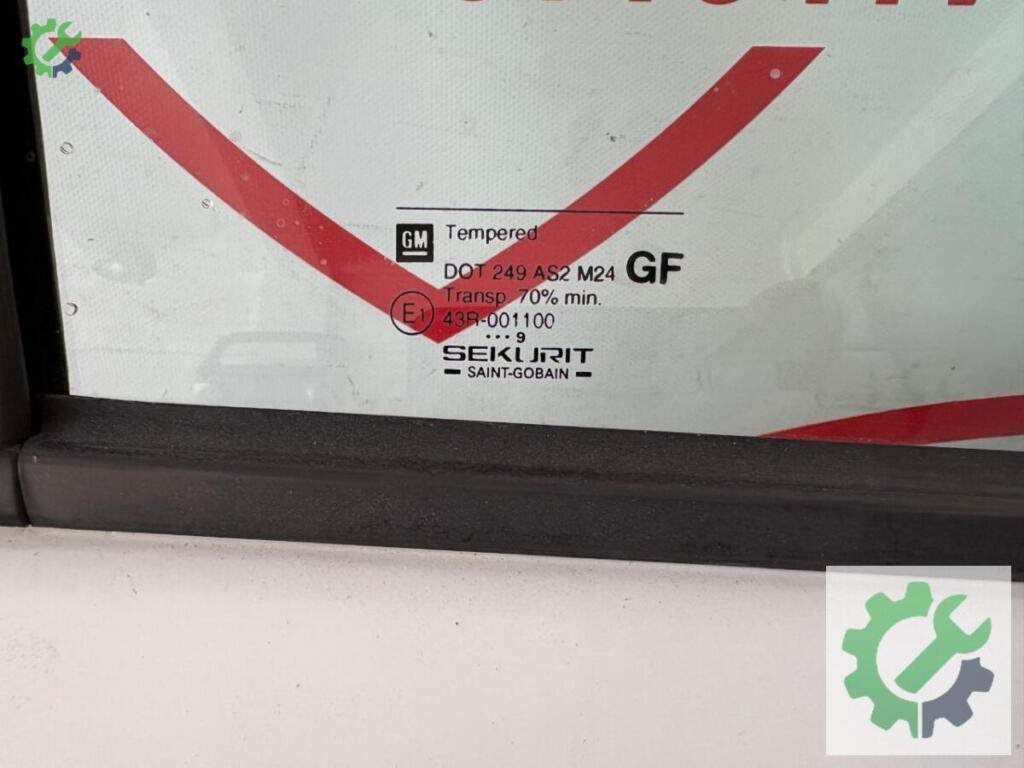 Opel Corsa Sağ Arka Kapı çıkma parça