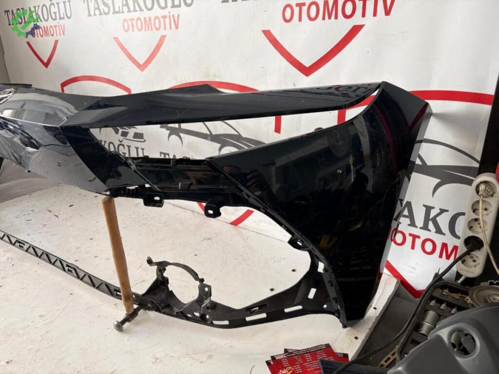 Toyota C-HR Ön Tampon çıkma parça