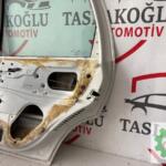 OPEL CORSA B SAĞ ARKA KAPI