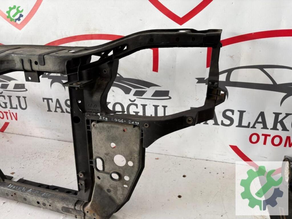 Hyundai Accent Ön Panel çıkma parça