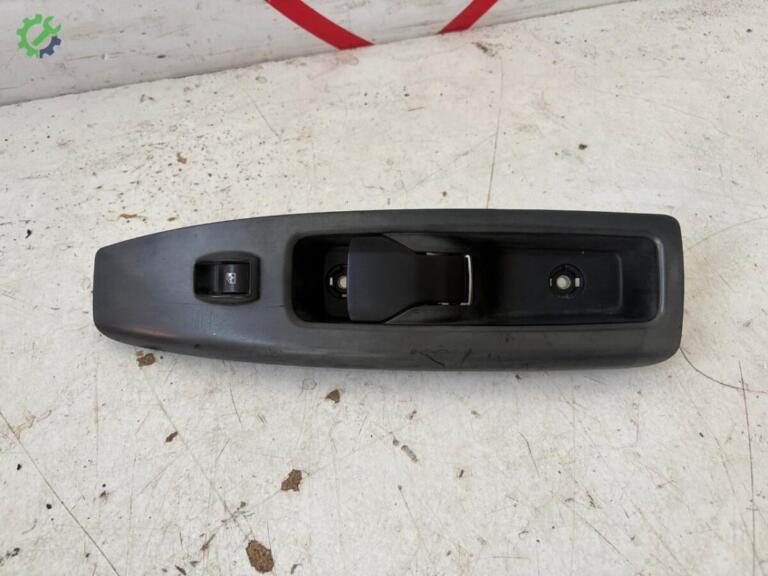 Fiat Doblo Açma Kolu çıkma parça