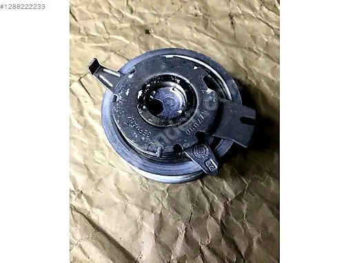 Volkswagen Passat Triger Kayışı F577090 çıkma parça