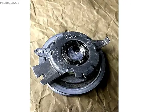 Volkswagen Passat Triger Kayışı F577090 çıkma parça