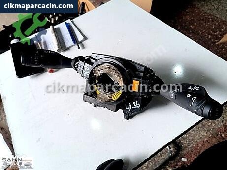 Volvo XC90 Sinyal Kolu çıkma parça