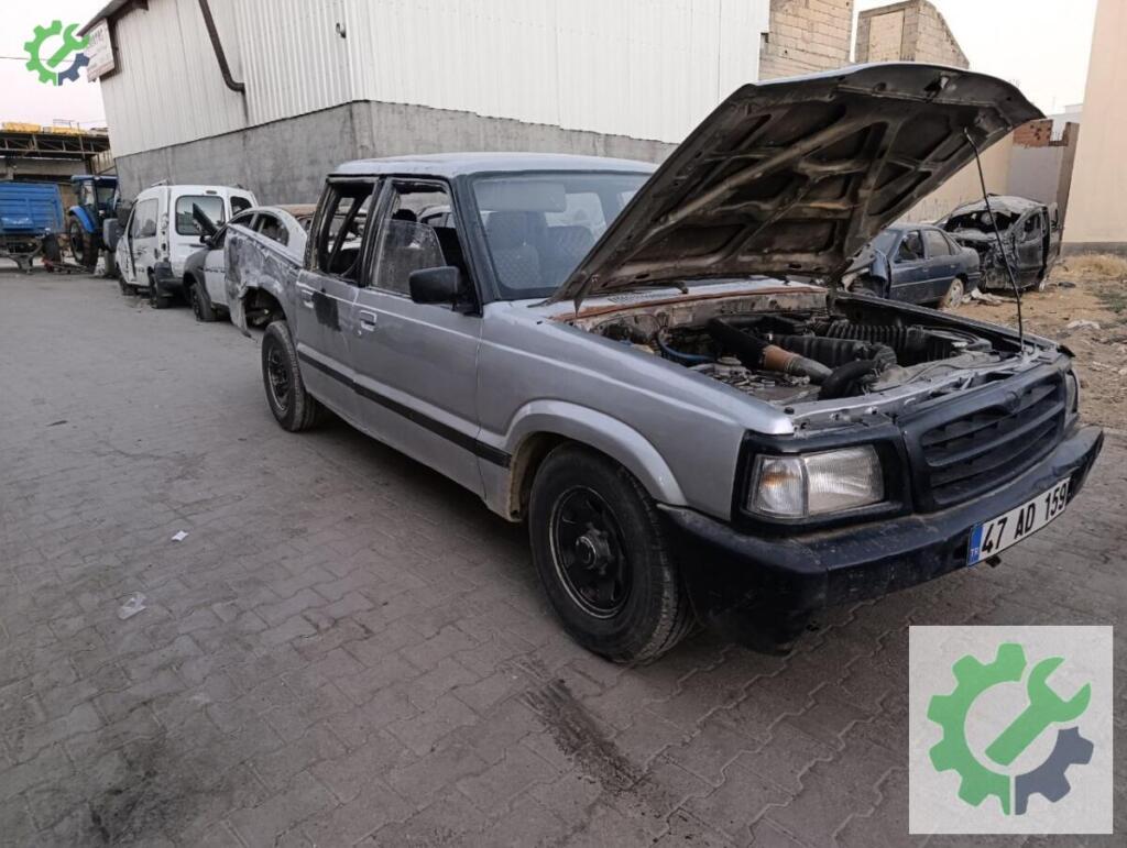 Mazda B-2500 çıkma parça