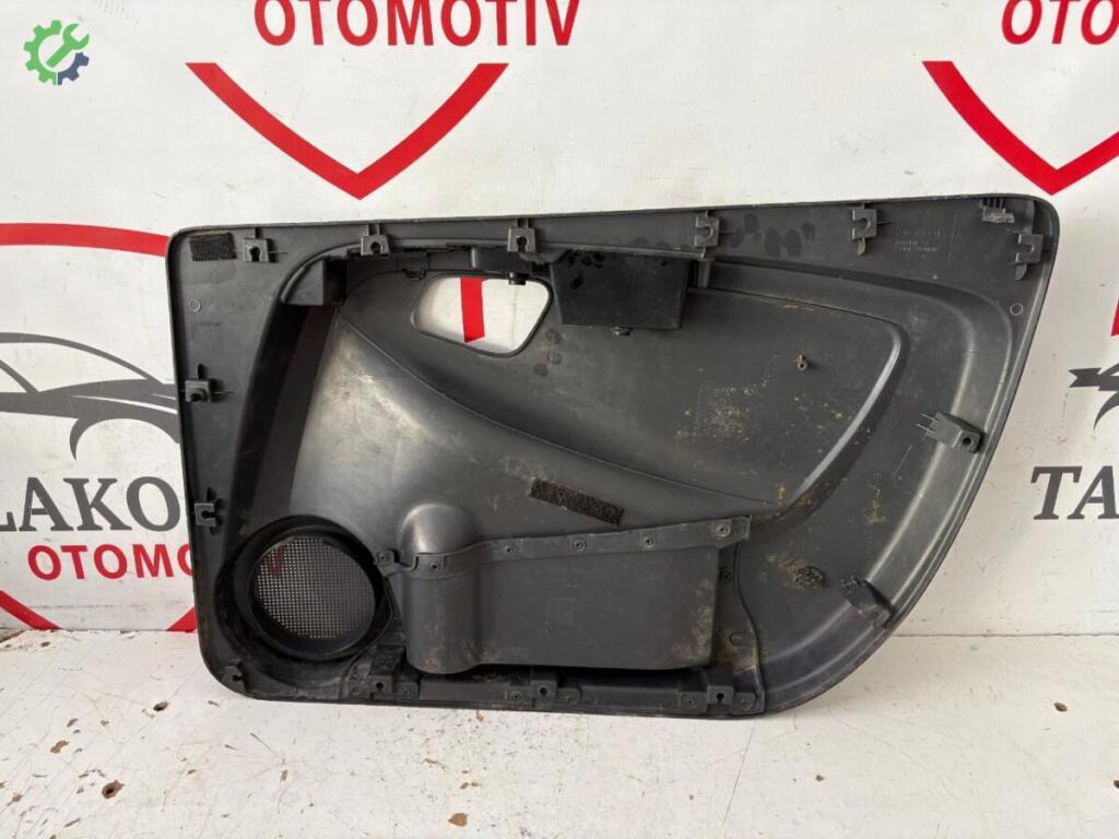 Fiat Fiorino Kapı Döşemesi çıkma parça