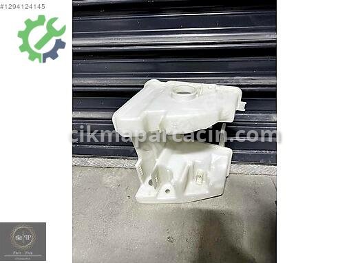 Volkswagen Passat Cam Suyu Deposu 3AA955453J sıfır parça