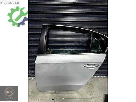 Volkswagen Passat Sol Arka Kapı çıkma parça