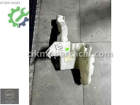 Skoda Superb Cam Suyu Deposu çıkma parça