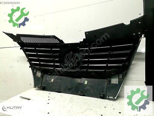 Volkswagen Passat Ön Panjur 3C0853651B çıkma parça