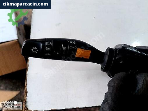 Hyundai Tucson Sinyal Kolu 3D96000132 çıkma parça