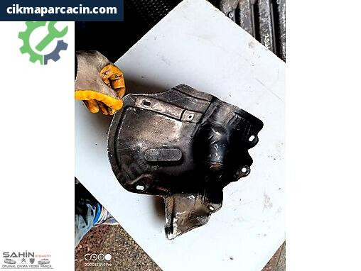 Ford Focus Katalitik Konvertör 3M519N454 çıkma parça