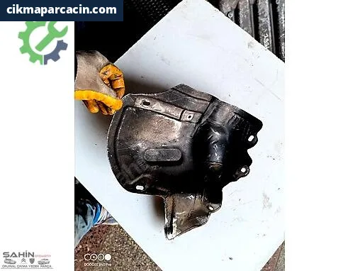 Ford Focus Katalitik Konvertör 3M519N454 çıkma parça