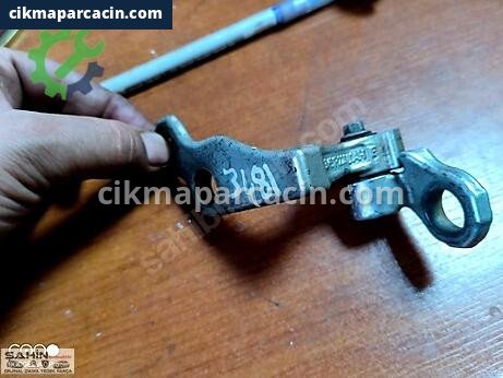 Ford Focus Kapı Menteşesi çıkma parça