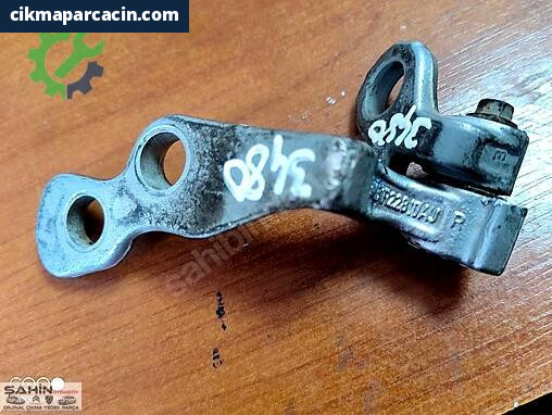 Ford Kuga Kapı Menteşesi 3M51R228 çıkma parça