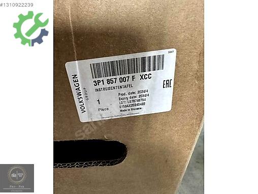 Skoda Superb Torpido 3P1857007F çıkma parça