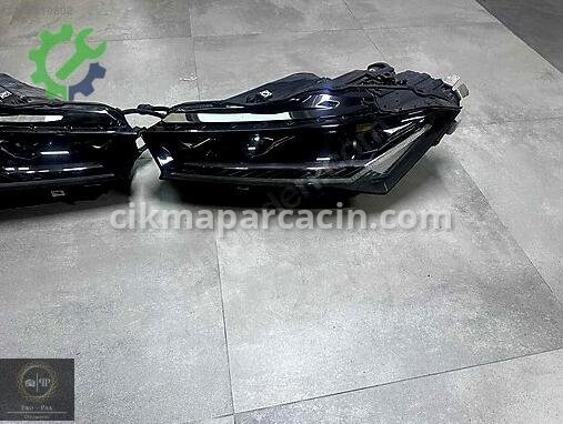 Skoda Superb Far 3P1941015B çıkma parça