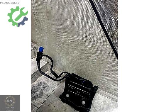 Volkswagen Passat Adblue Deposu 3Q0131877D çıkma parça