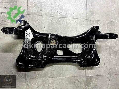 Volkswagen Golf Travers çıkma parça
