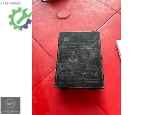 3Q0959435Q MERKEZİ KİLİT ÜNİTESİ WV PASSAT