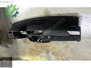 3V1857001 SKODA SÜPERB ÖN GÖĞÜS SİYAH TORPİDO 2016 2023