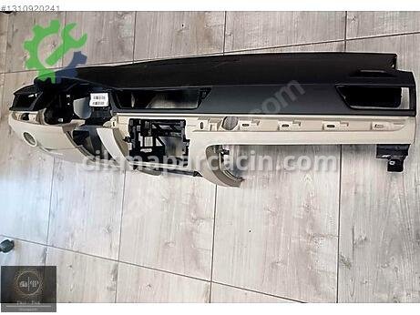 Skoda Superb Torpido çıkma parça