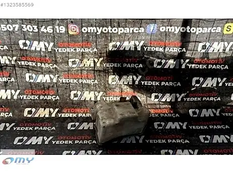 Volkswagen Passat Cam Suyu Deposu çıkma parça