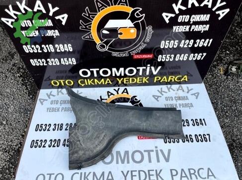 Volkswagen Passat Ön Cam Izgarası çıkma parça
