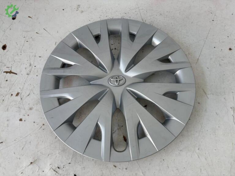 Toyota Corolla Jant Kapağı çıkma parça