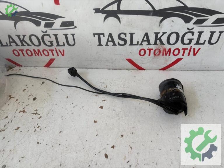 Opel Corsa Kanister çıkma parça