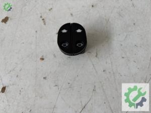 FORD FİESTA SOL ÖN KAPI CAM AÇMA ANAHTARI