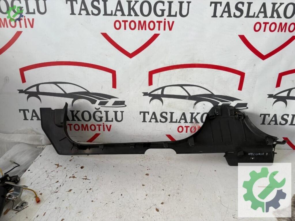 Opel Corsa İç Trim çıkma parça