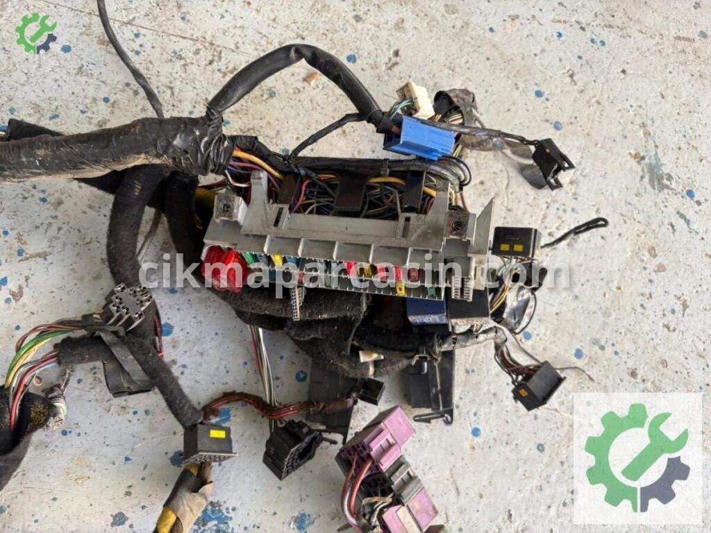 Opel Corsa Elektrik Tesisatı çıkma parça