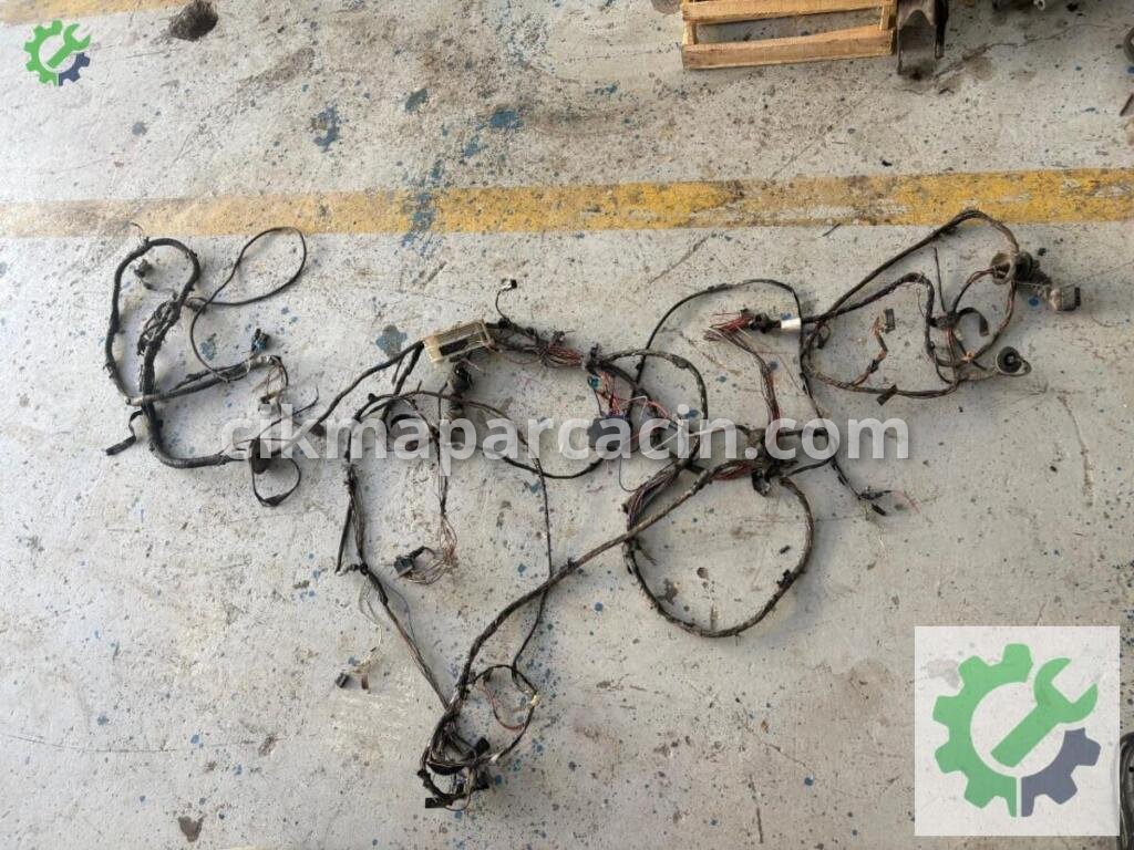 Opel Corsa Elektrik Tesisatı çıkma parça