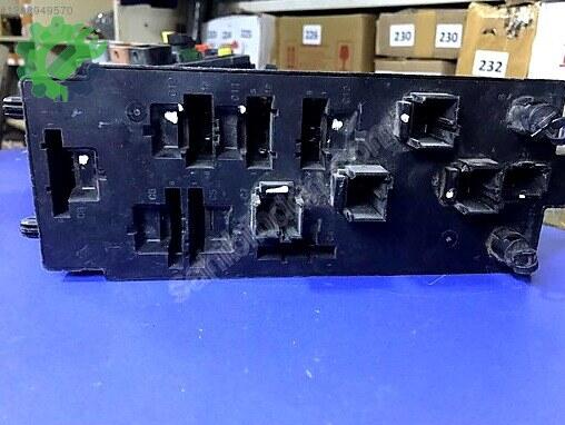 Land Rover Range Rover Sigorta Kutusu HPLA14A073BC çıkma parça