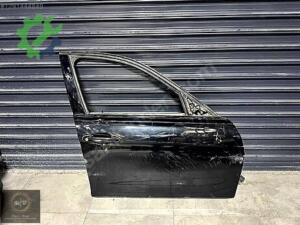 41007298566 KF BMW 3 SERİSİ F30 SAĞ ÖN KAPI KOYU FÜME