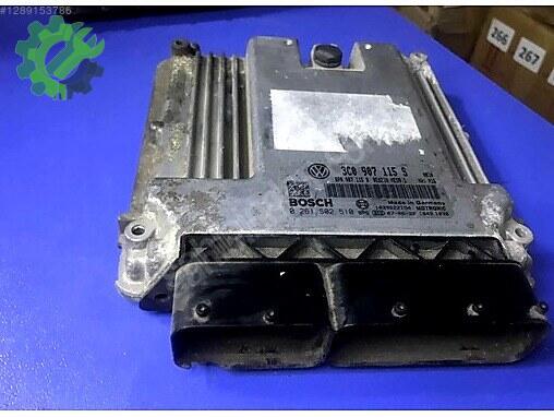 Volkswagen Passat Motor Beyni 3C0907115S çıkma parça