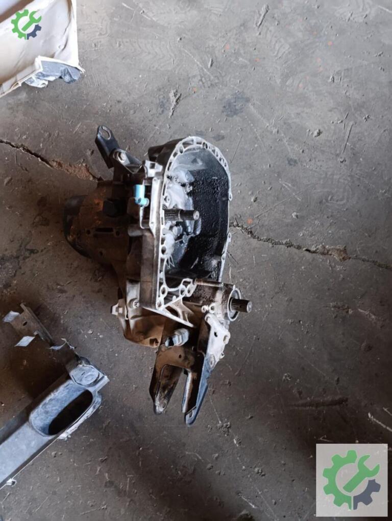 Renault R19 çıkma parça