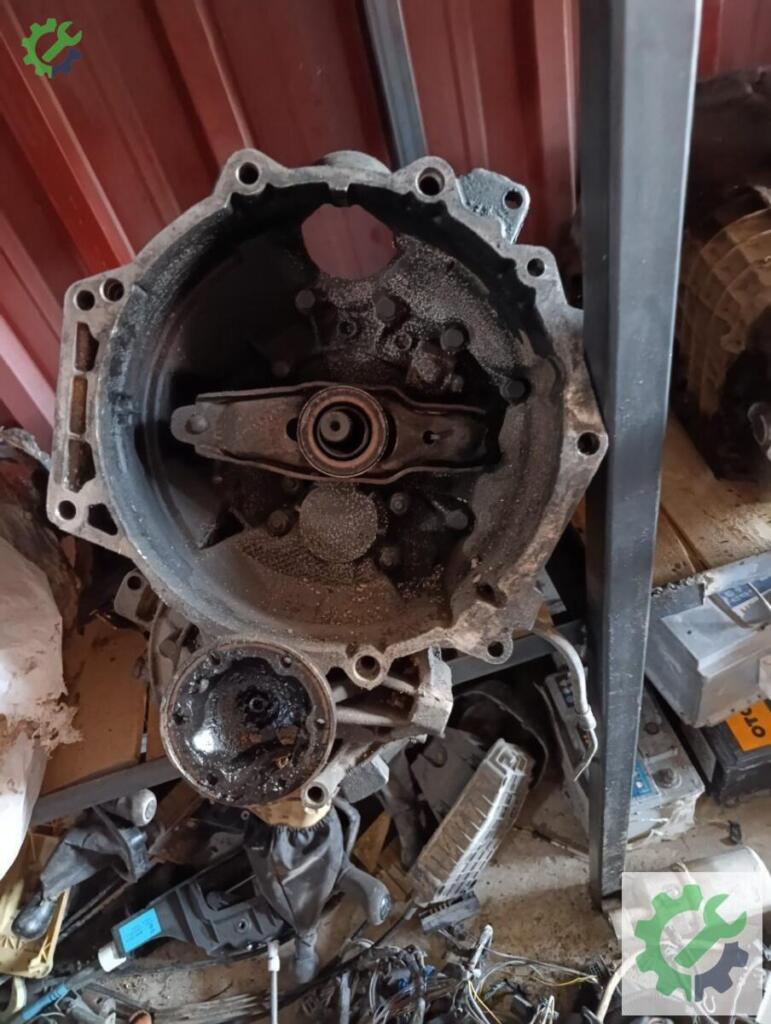 Volkswagen Golf çıkma parça